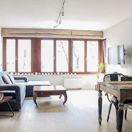 Luxury In The Center Of With Free Underground Garage Apartman *