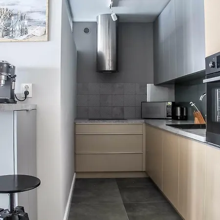 아파트 Luxury In The Center Of With Free Underground Garage